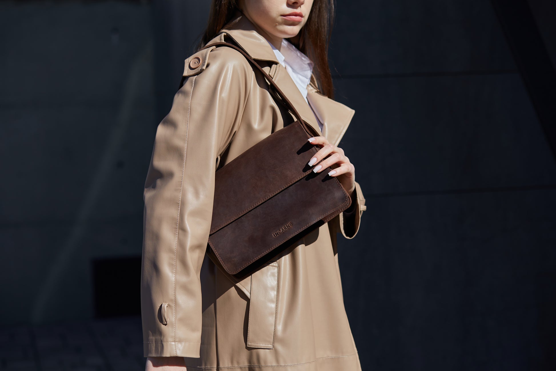 unisex brown leather bag for women