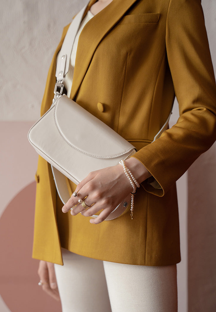 Molly leather bag for women in white color